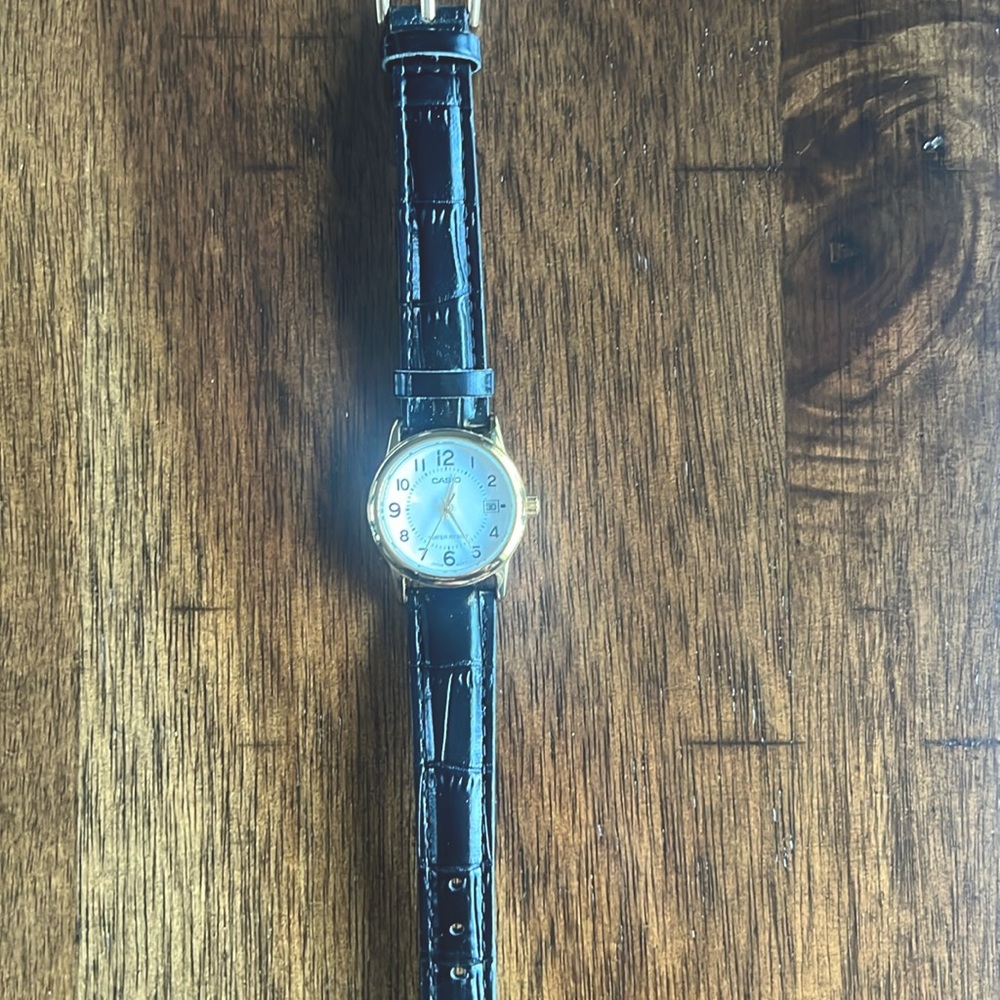 Vintage Lady Casio Watch